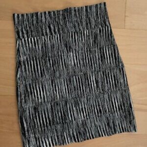 BCBGMaxAzria Space Dye Black Bandage Skirt, Black & White. Sz S